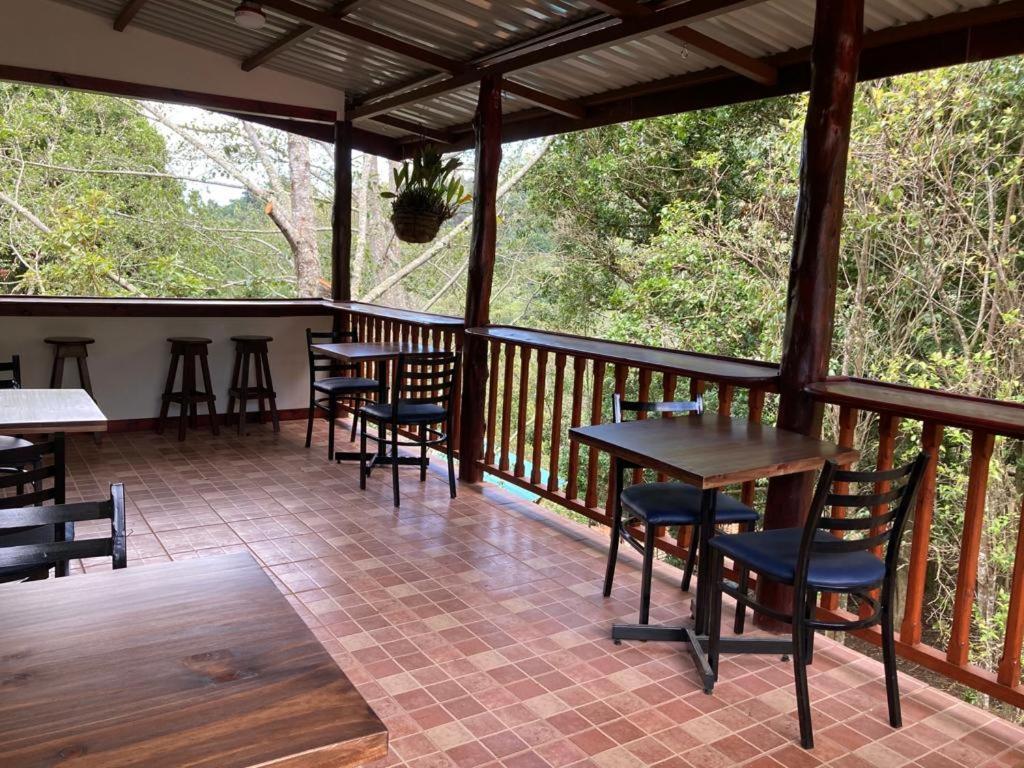 Curuba Lodge Copey Exteriör bild